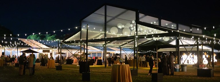 Levo event tent Losberger De Boer at night