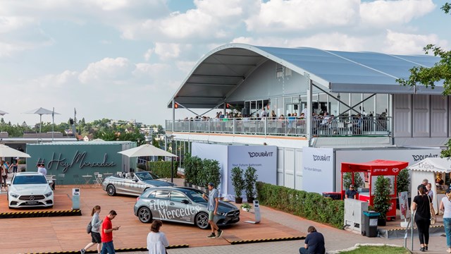 Losberger De Boer maxiflex Emporium at Mercedes Benz